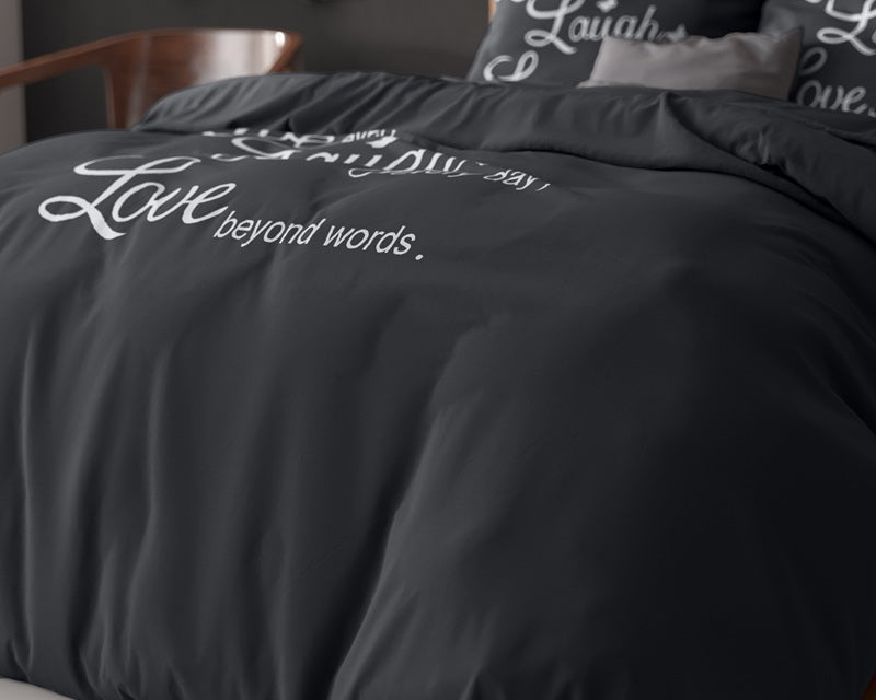 Posteljnina Live, laugh and love siva