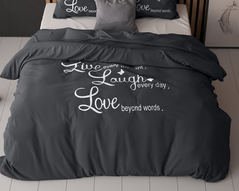 Posteljnina Live, laugh and love siva