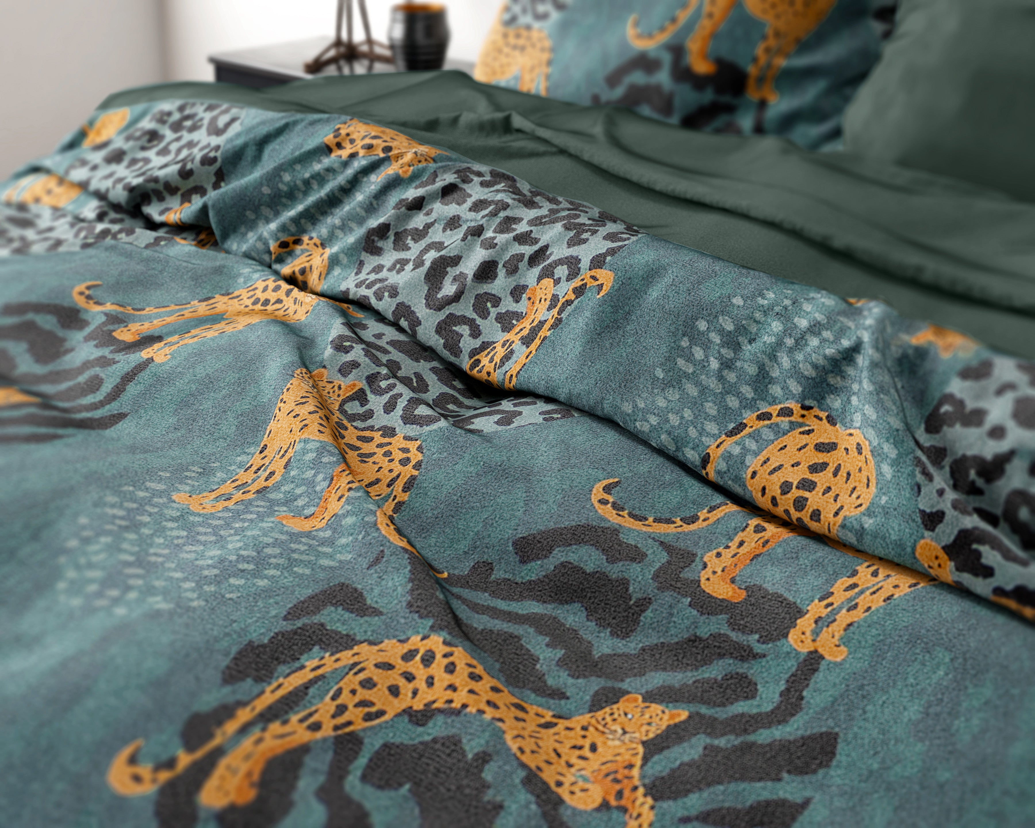 Velvet Axel Green