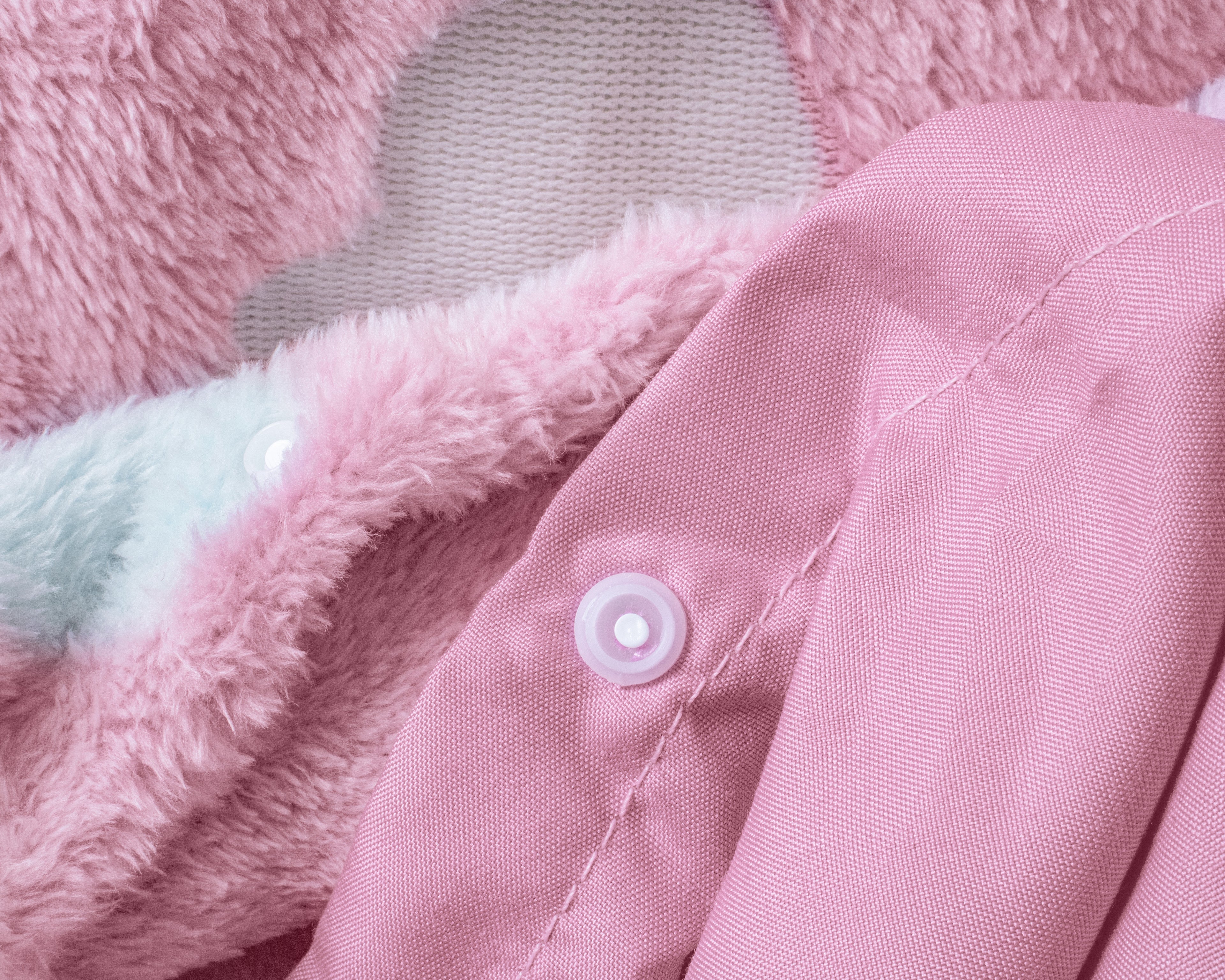 Glow in the dark Unicorn Pink