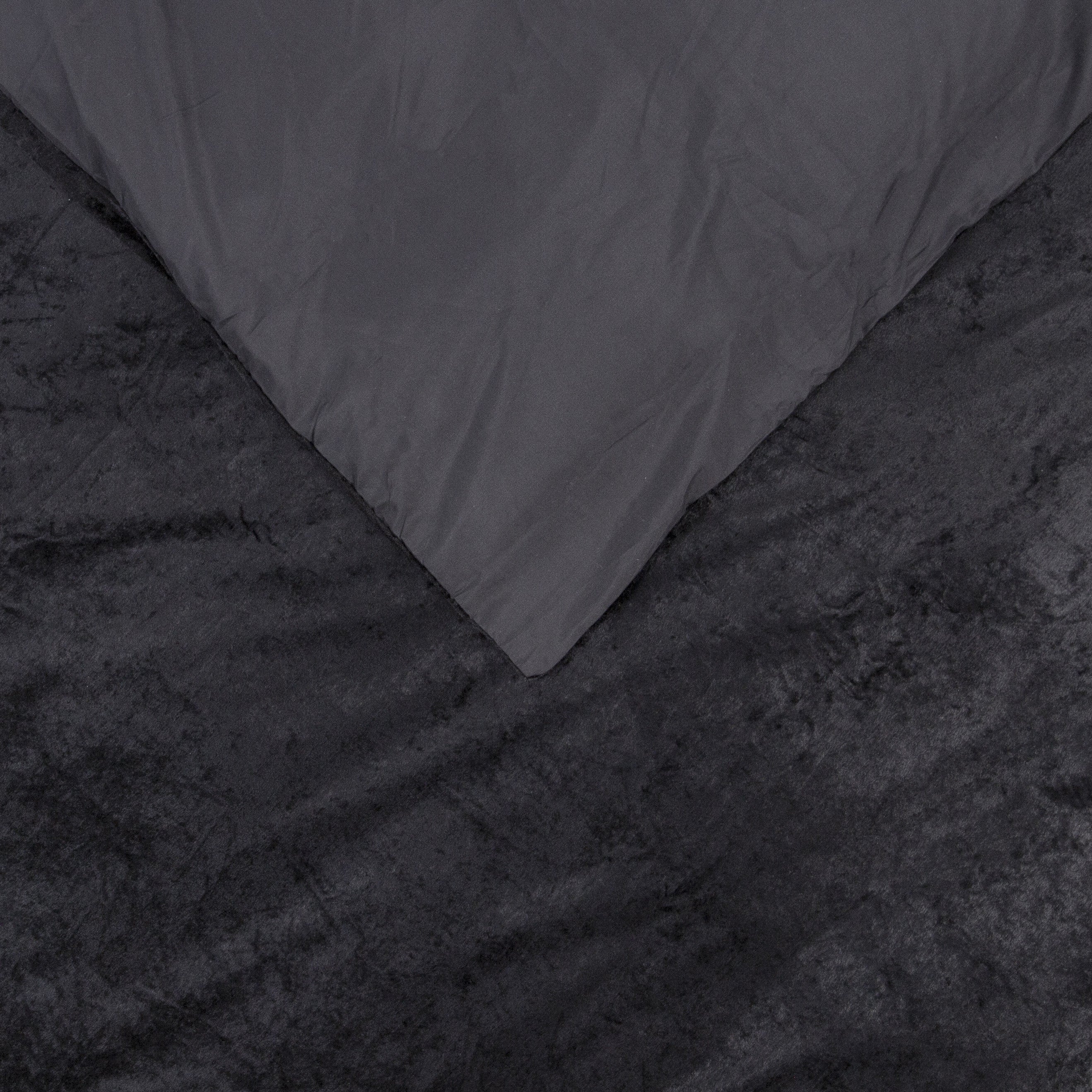 Crystal Velvet Black