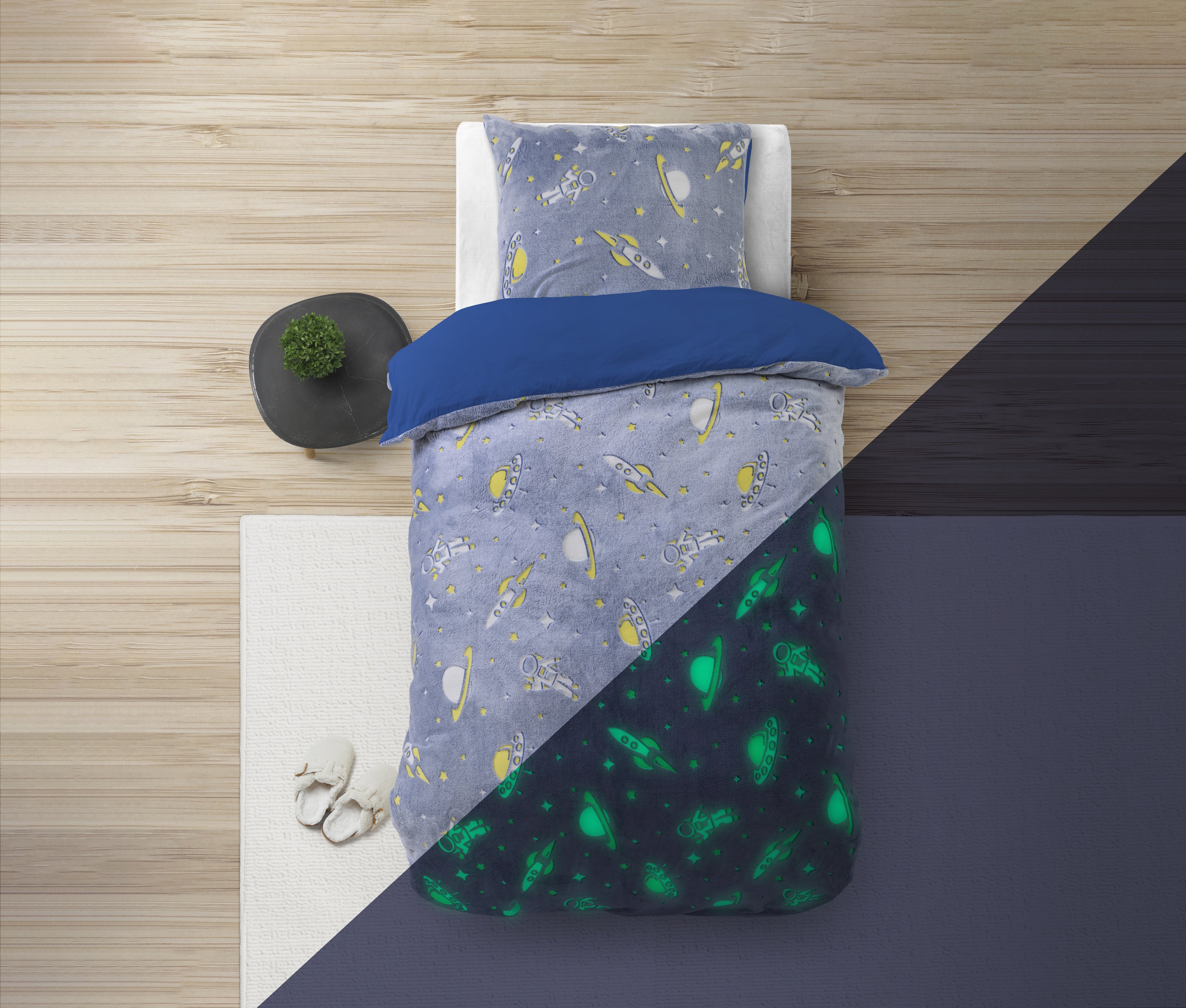 Glow in the dark - Space Blue