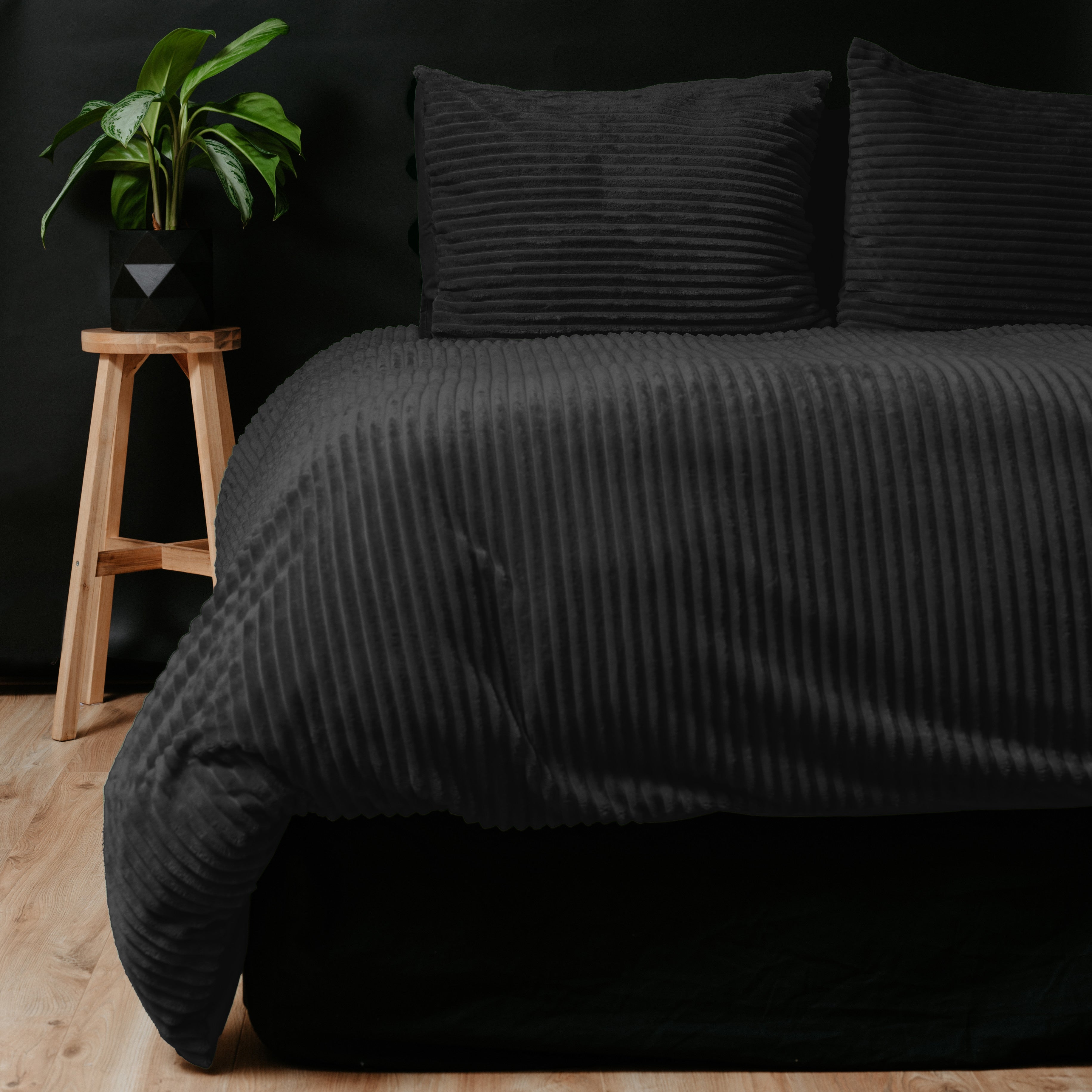 Posteljnina Rib Teddy črna