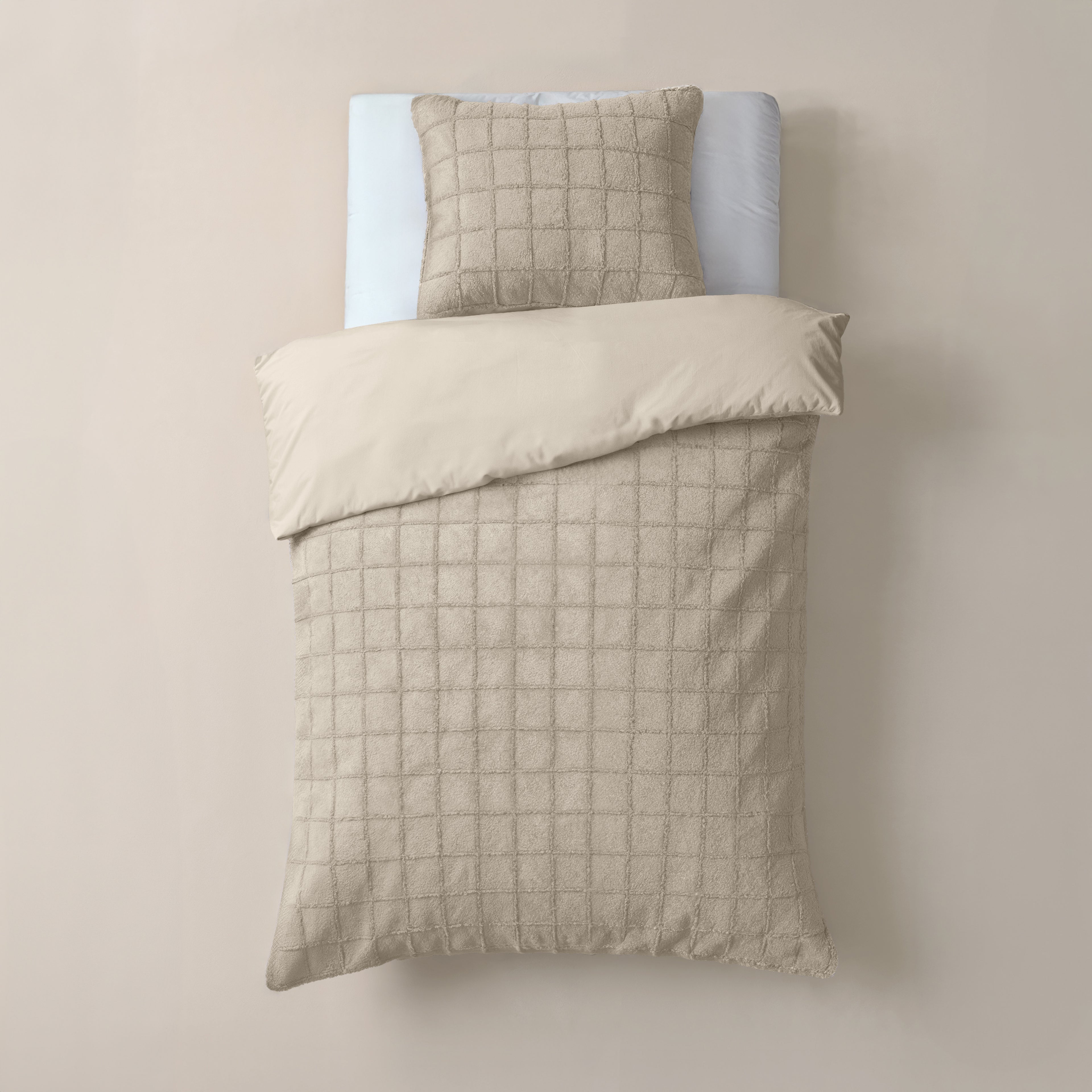 Faux Fur Check Beige