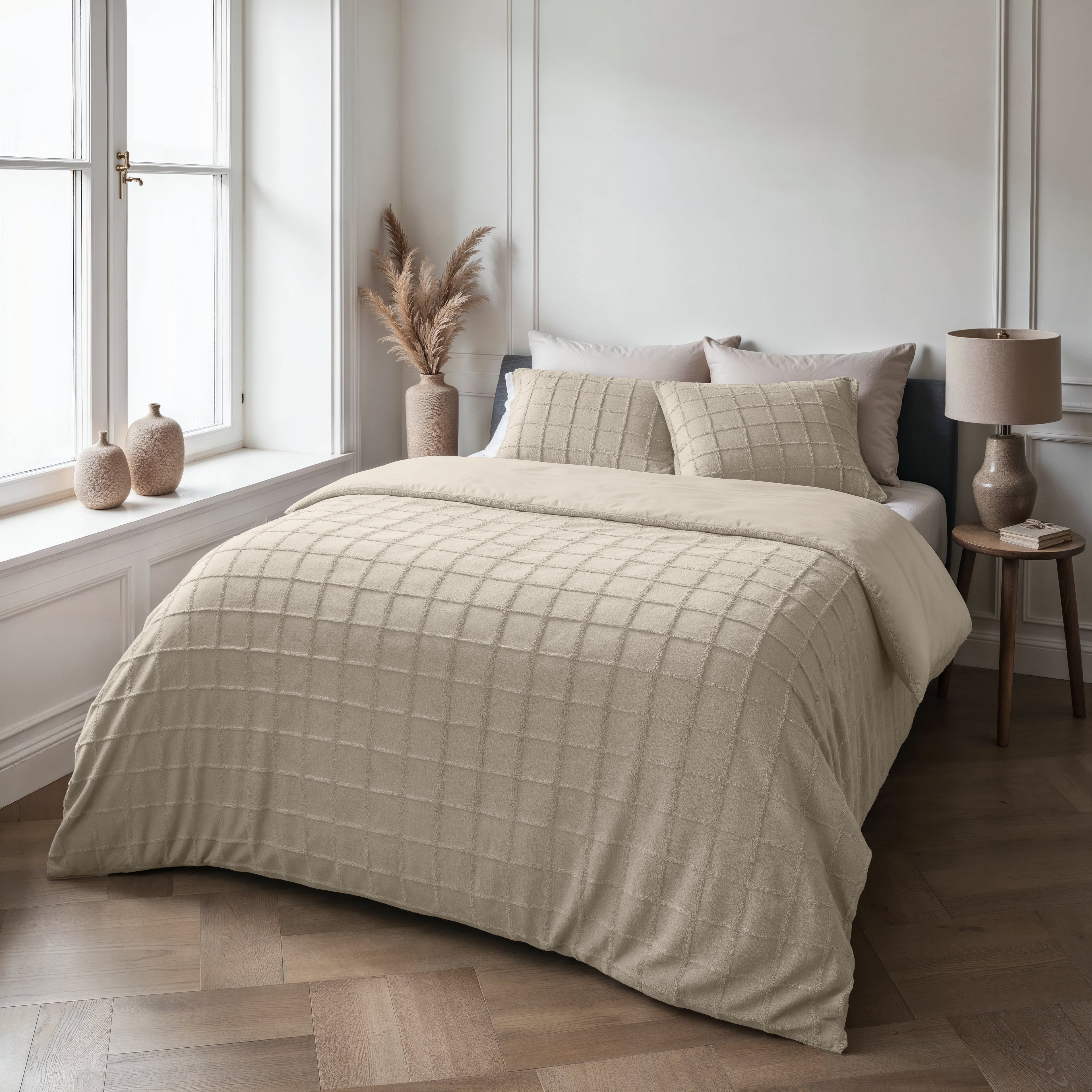 Faux Fur Check Beige