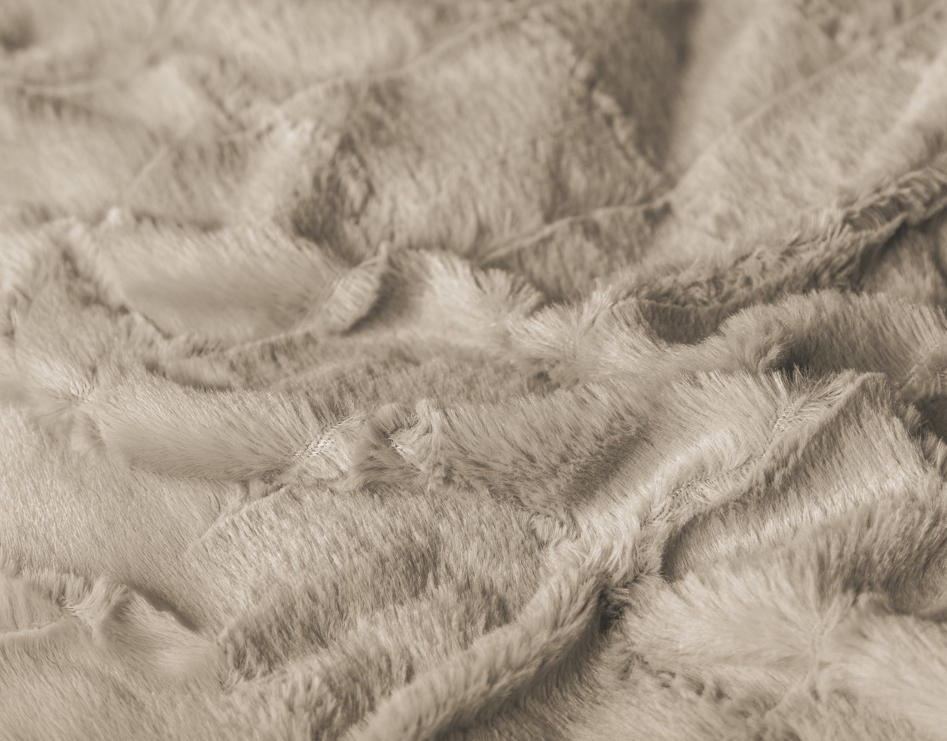 Faux Fur Check Beige