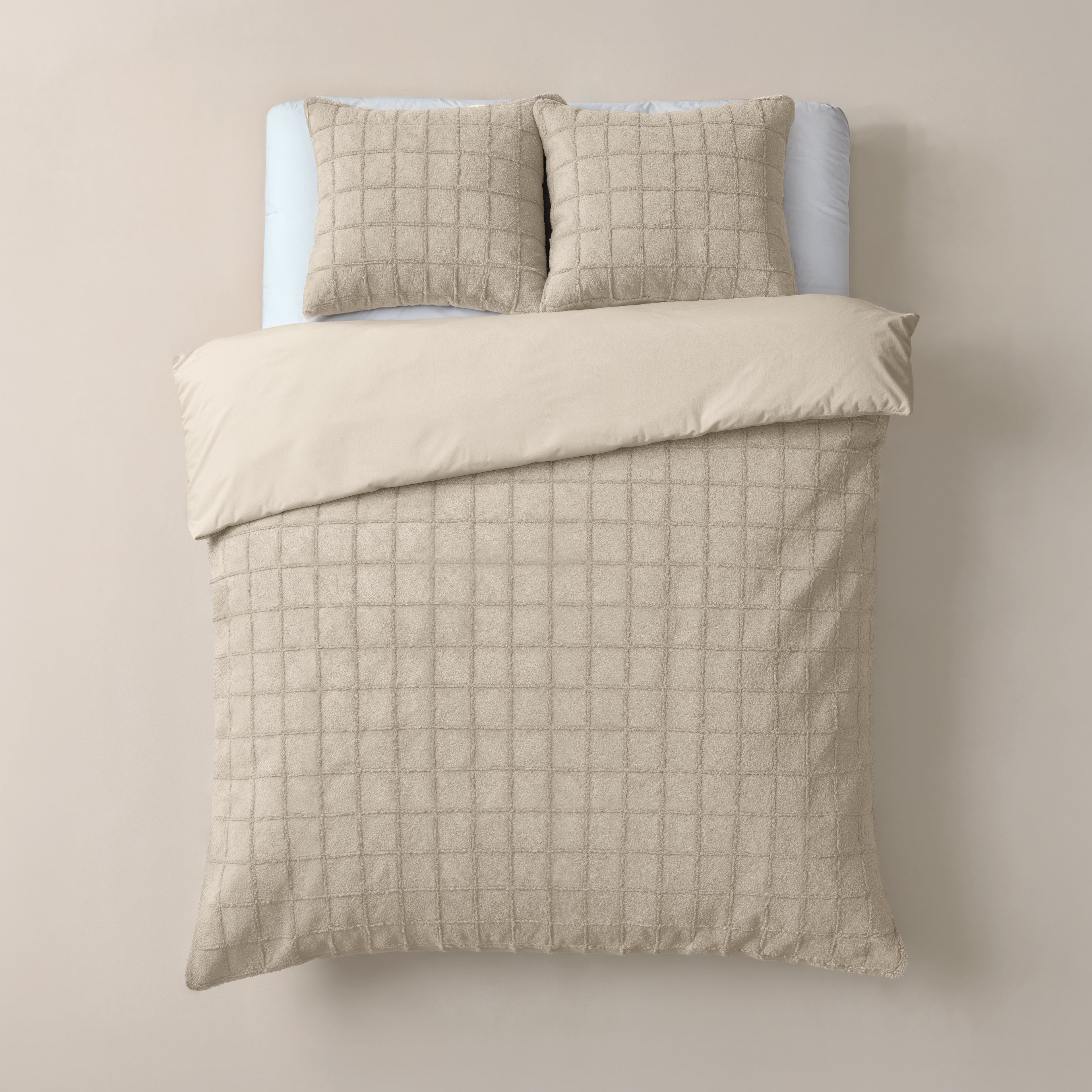 Faux Fur Check Beige