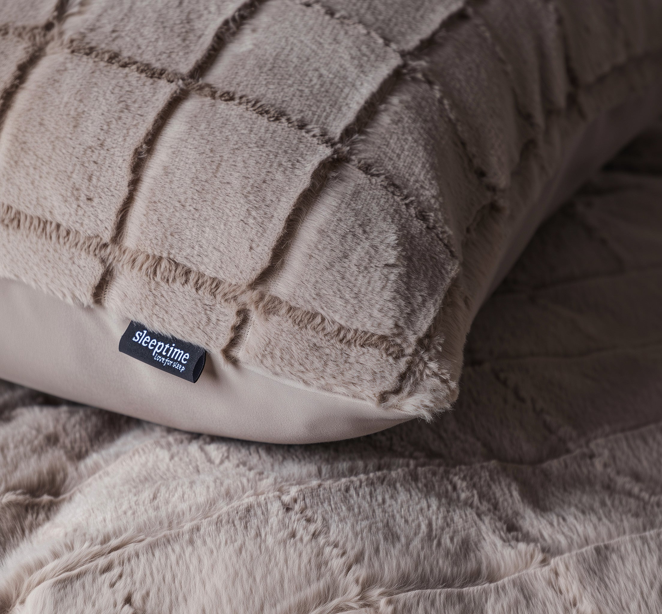 Faux Fur Check Taupe