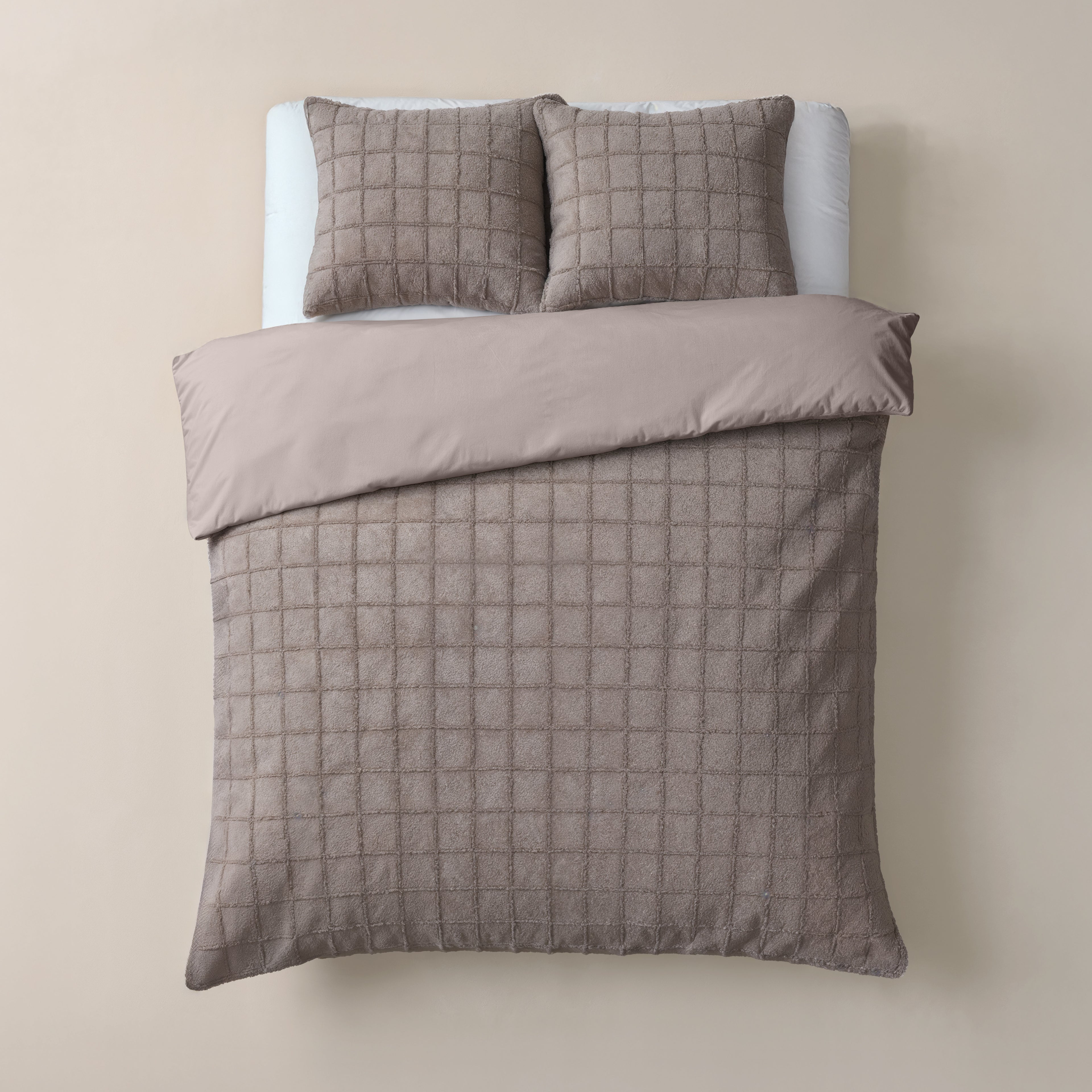 Faux Fur Check Taupe