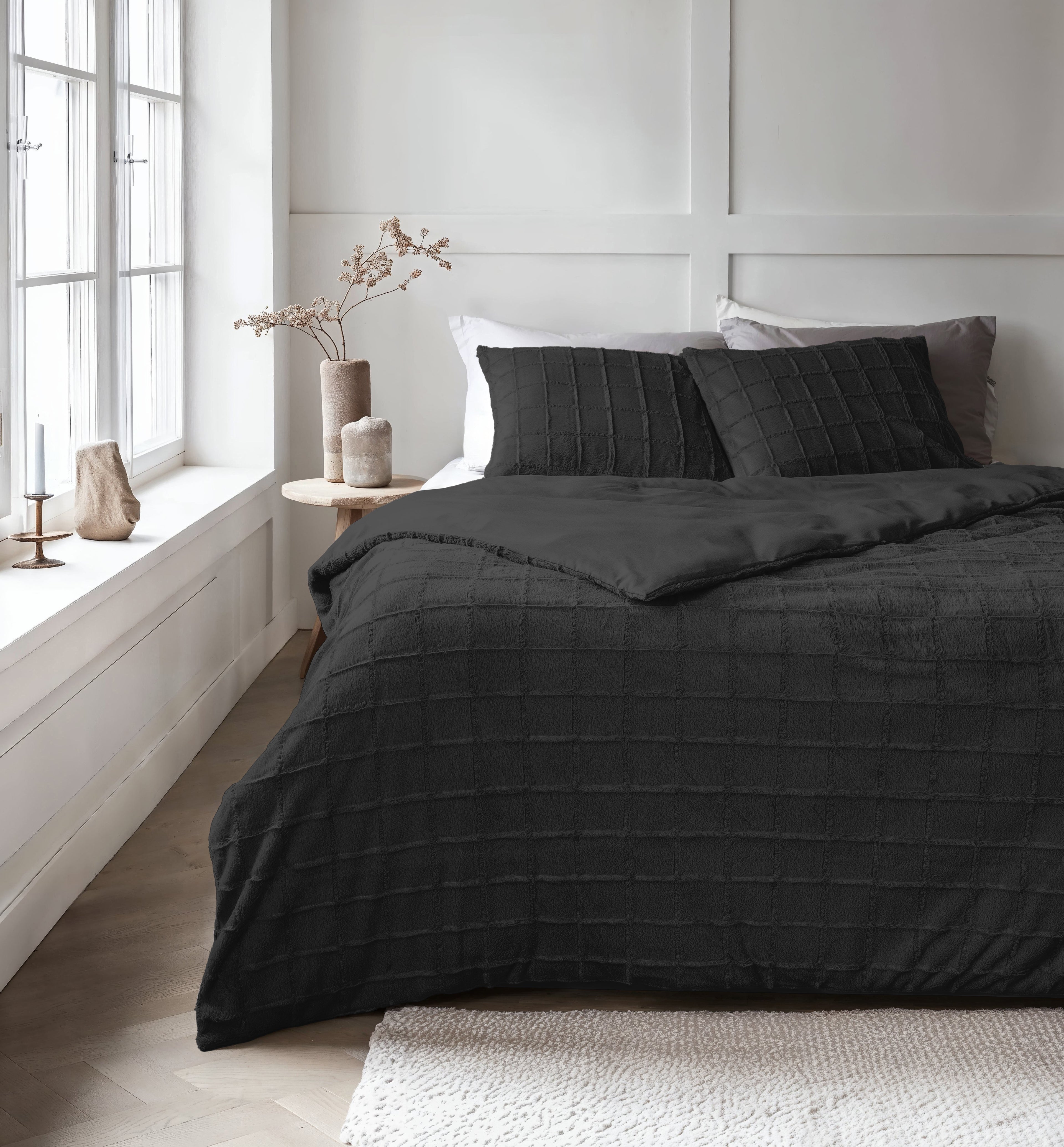 Faux Fur Check Black