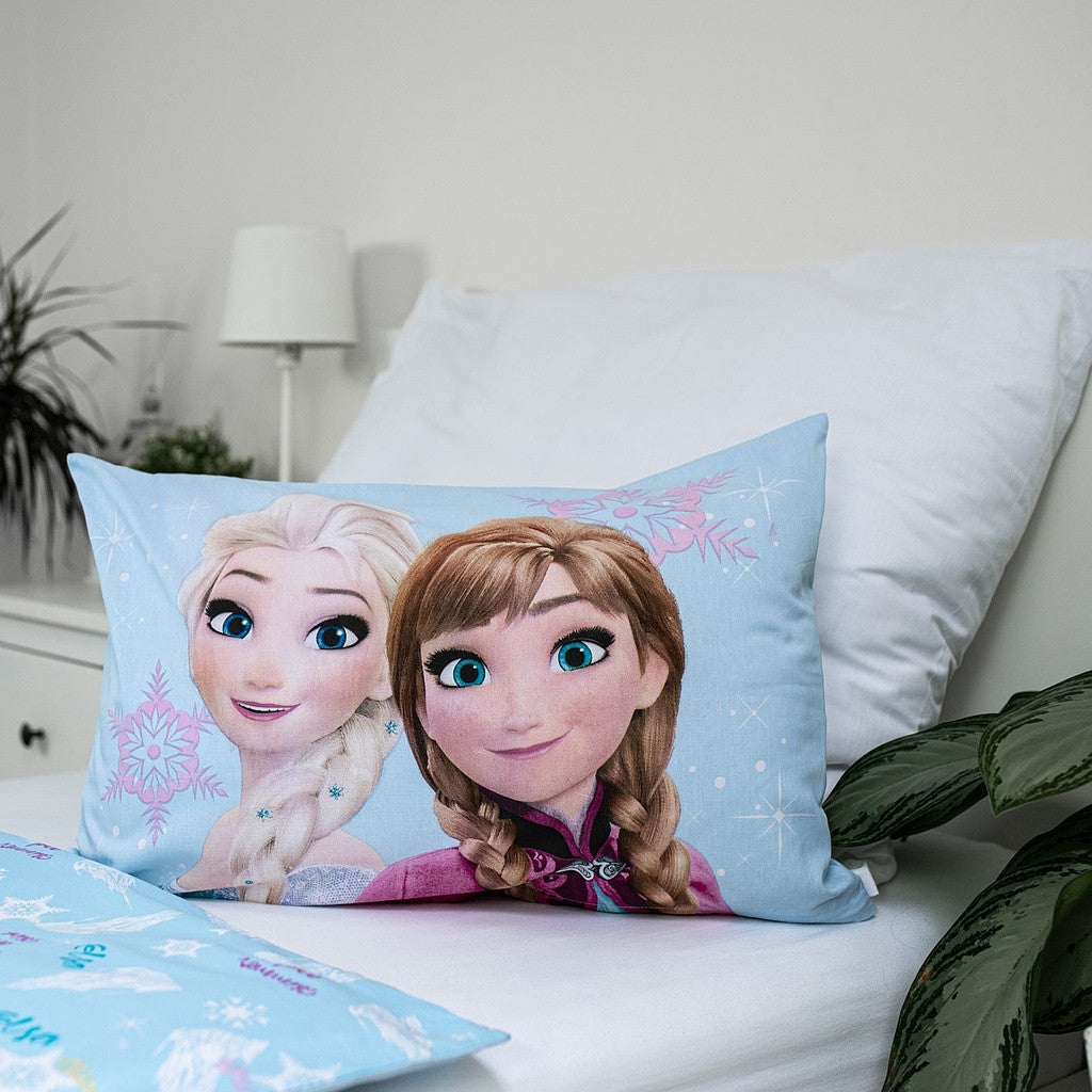 Disney Frozen Light Blue otroška posteljnina 100cm—135 cm, 40cm—60 cm