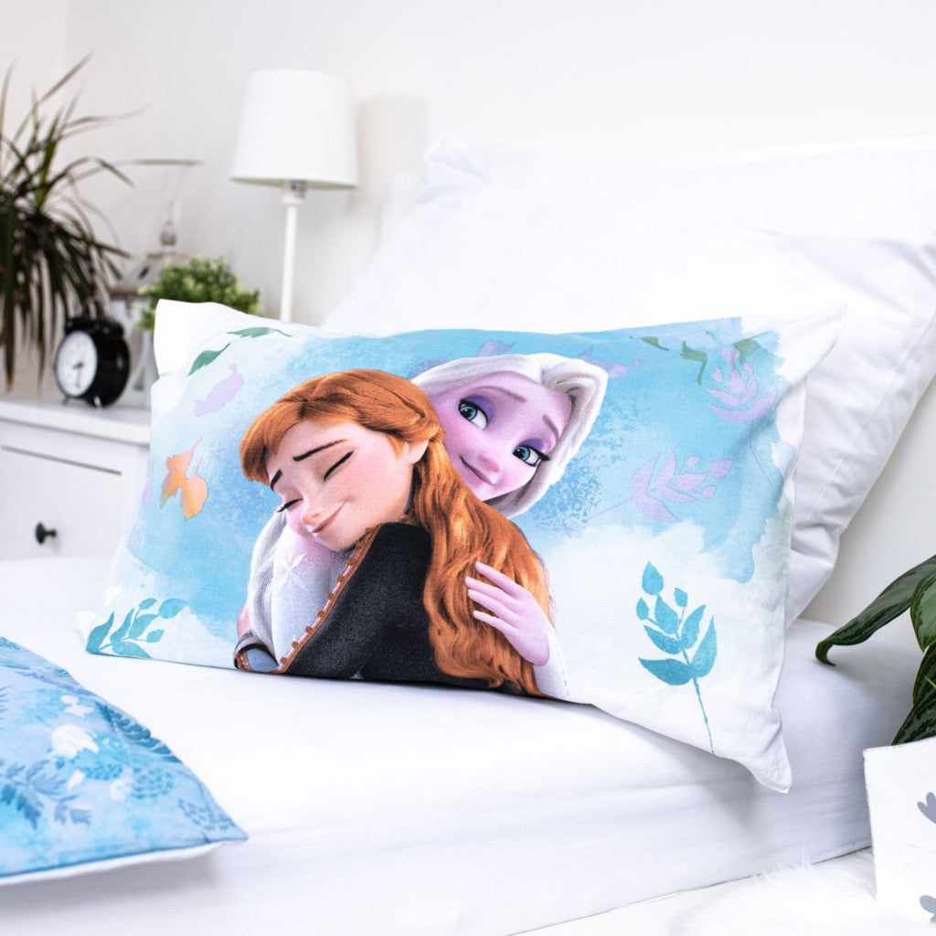 Disney Frozen Nature is Magical otroška posteljnina 100cm—135 cm, 40cm—60 cm