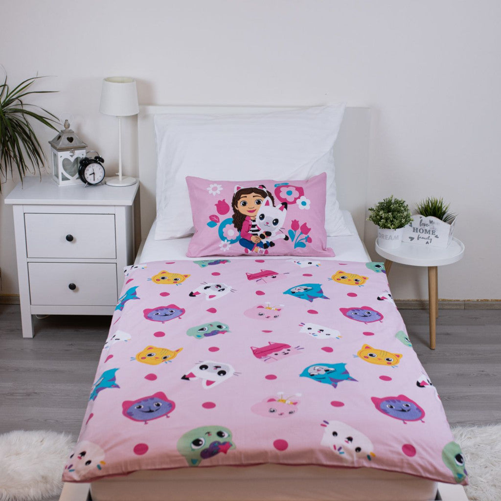 Gabby's Dollhouse Hey komplet otroške posteljnine 100x135cm, 40x60 cm