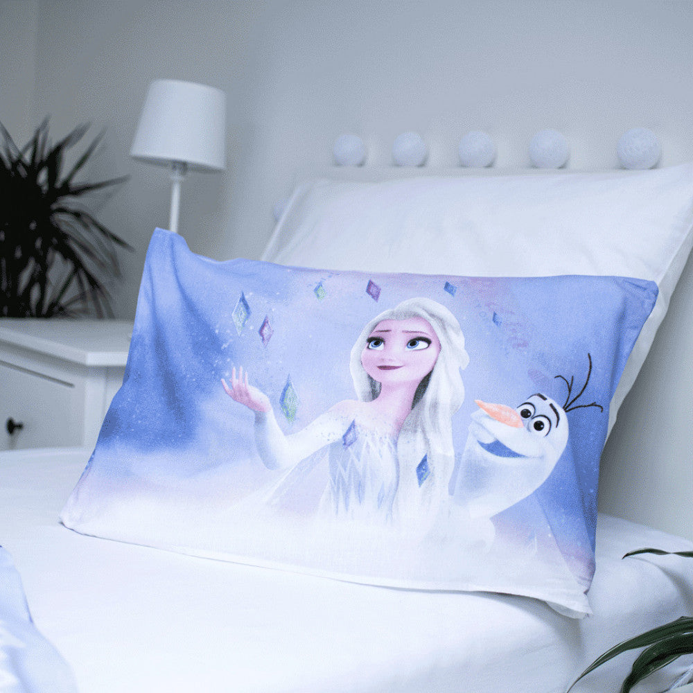 Disney Frozen Winter Wonderland otroška prevleka za odejo 100cm—135 cm, 40cm—60 cm