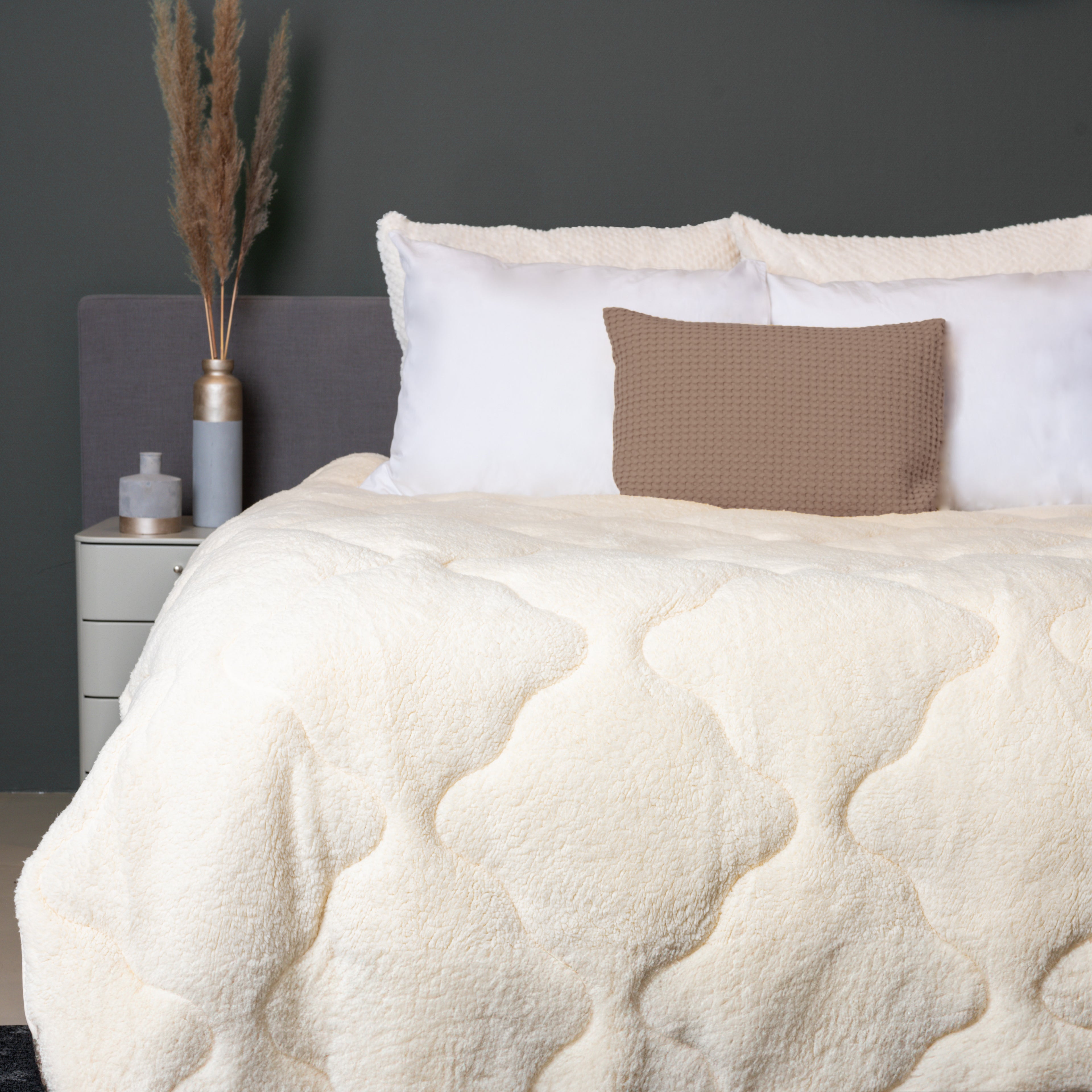 Lazy All-in one Odeja Teddy Creme