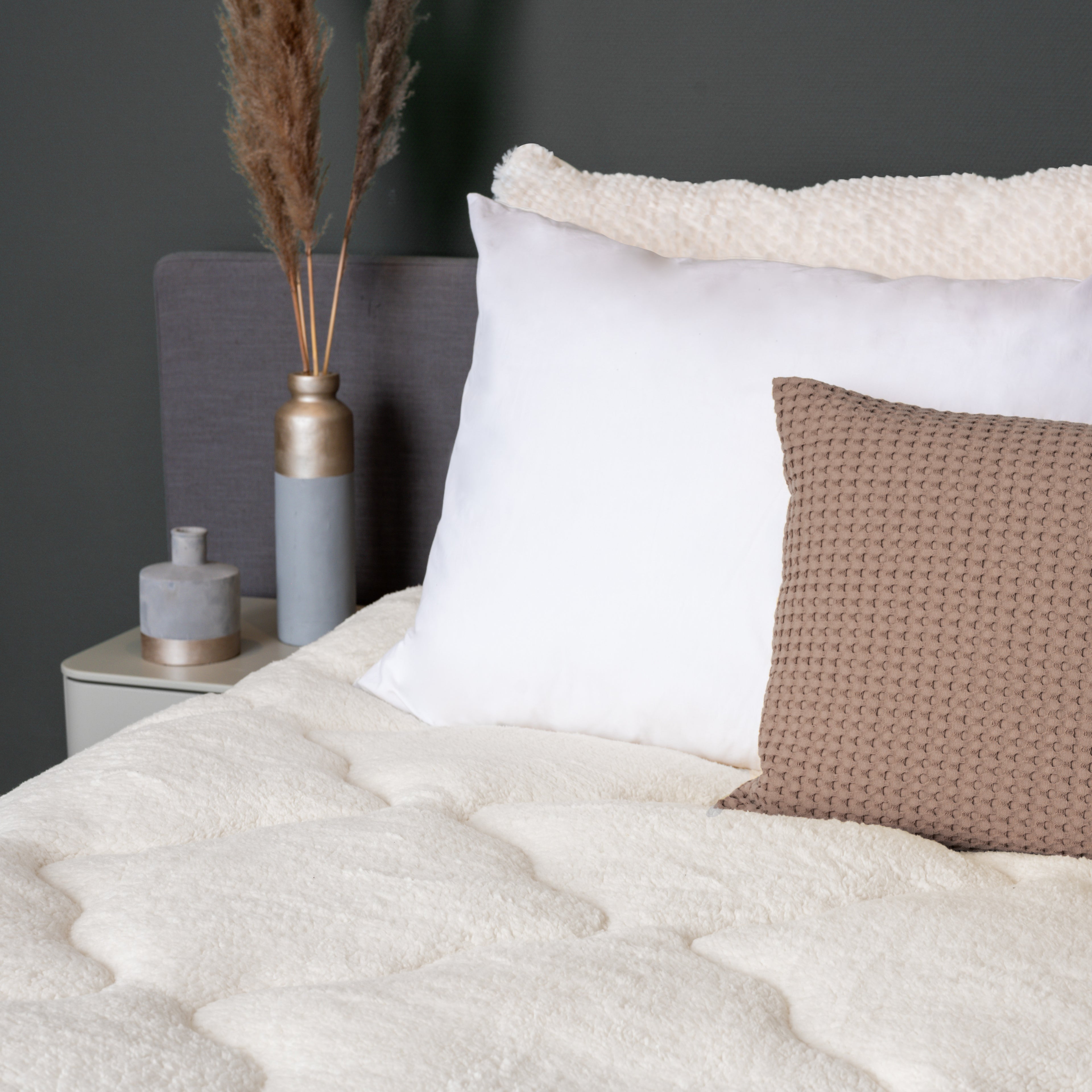 Lazy All-in one Odeja Teddy Creme