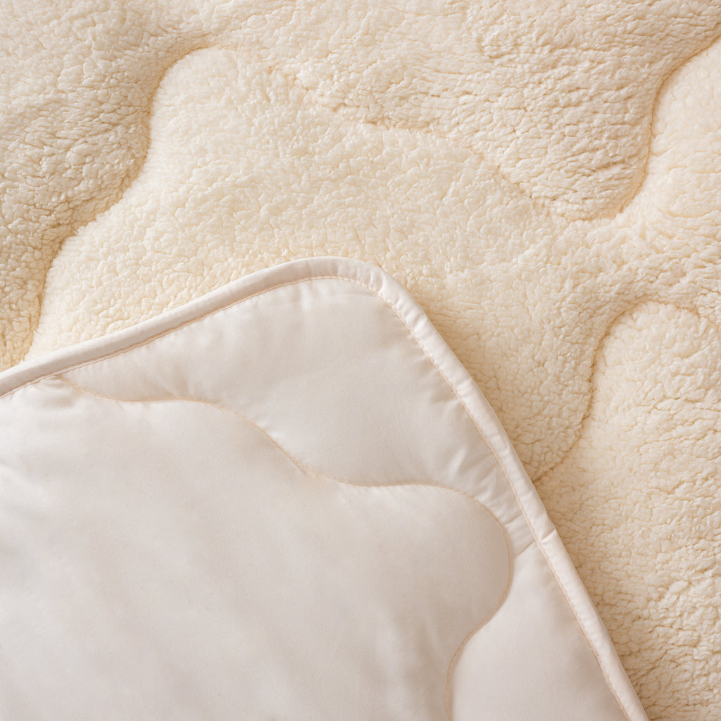 Lazy All-in one Odeja Teddy Creme