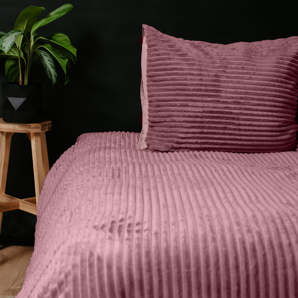 Posteljnina Rib Teddy roza